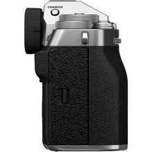Cargar imagen en el visor de la galería, Fujifilm X-T5 Body With 18-55mm Lens (Silver)