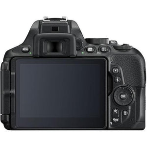 Nikon D5600 Kit (AF-S 18-140mm VR)